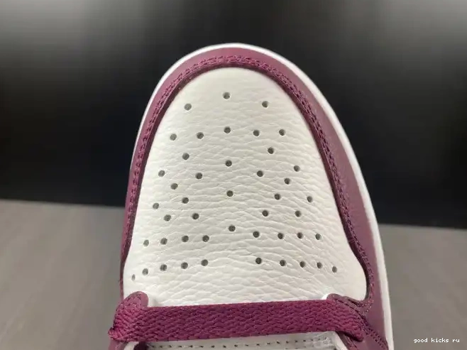 555088-611 High Jordan Bordeaux 1 OG Air 0623